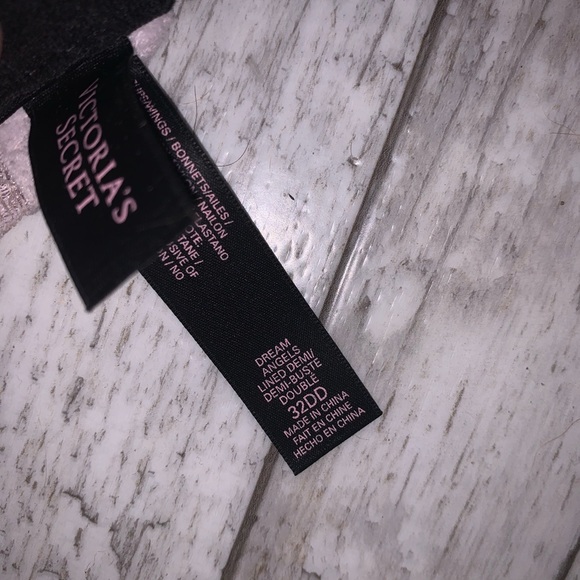 Victorias Secret Bra - Picture 3 of 3
